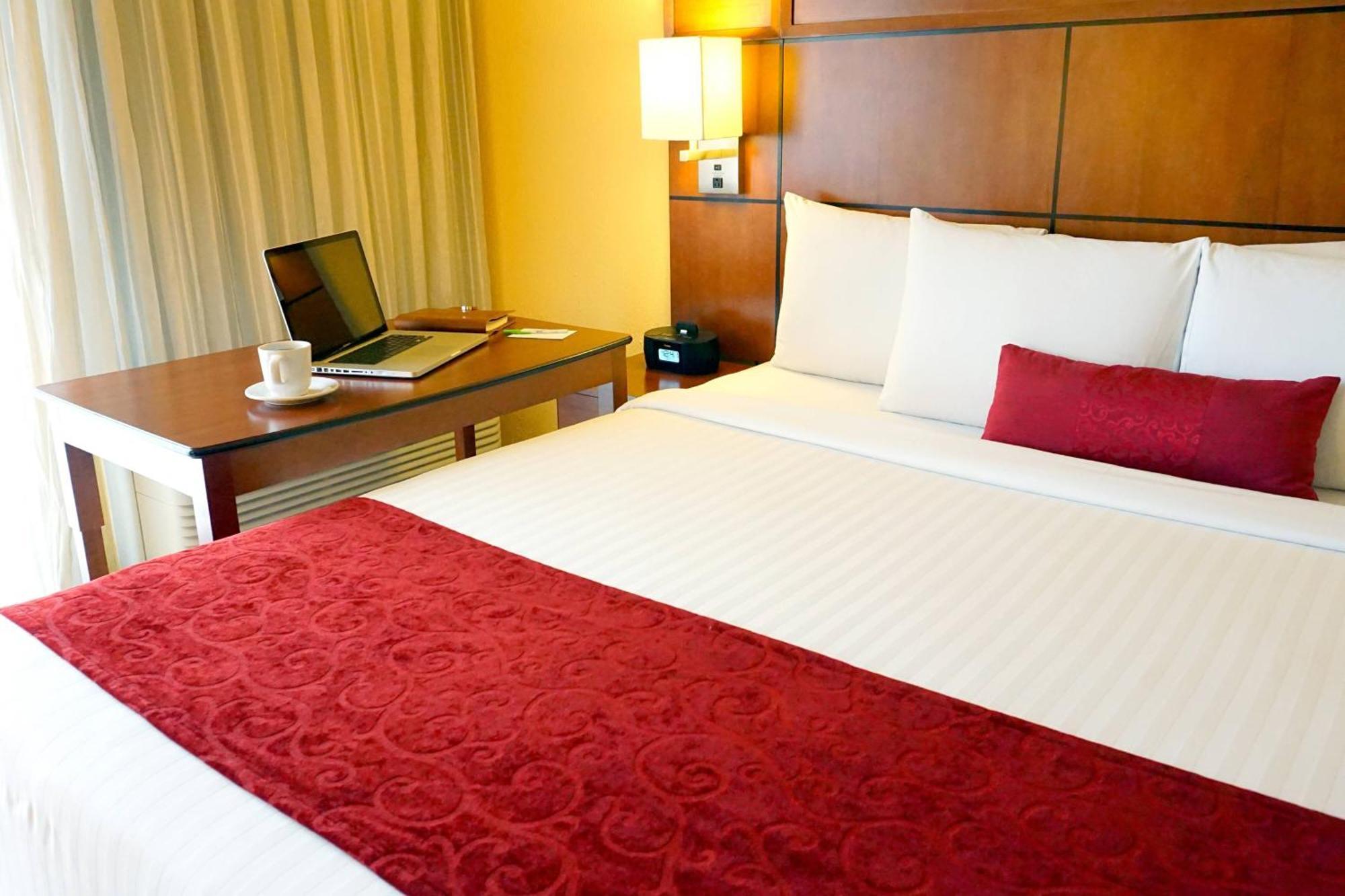 Courtyard By Marriott Puebla Las Animas Exterior photo